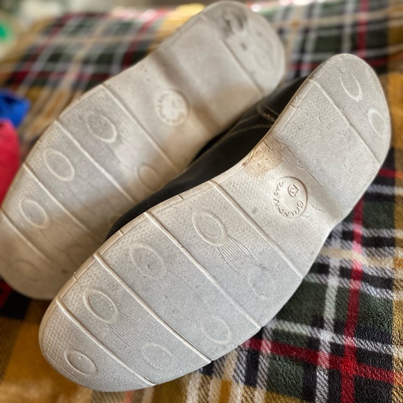 Black and white Size 12 Men’s Shoes - Picture 7 of 7